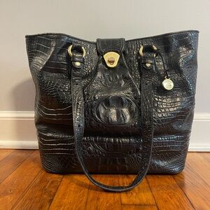 Beautiful Brahmin Leather Shoulder Bag